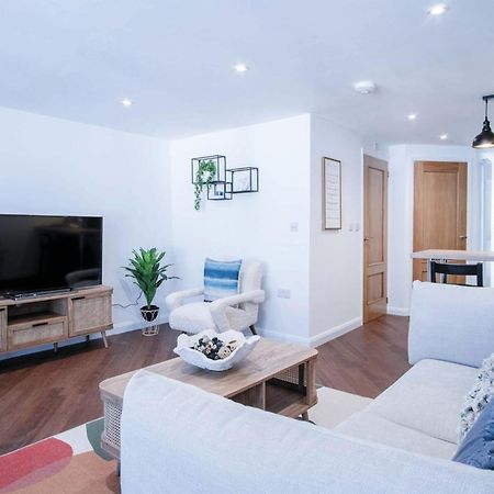 25 Captains Walk - 1 Bedroom Apartment - 손더스풋 외부 사진