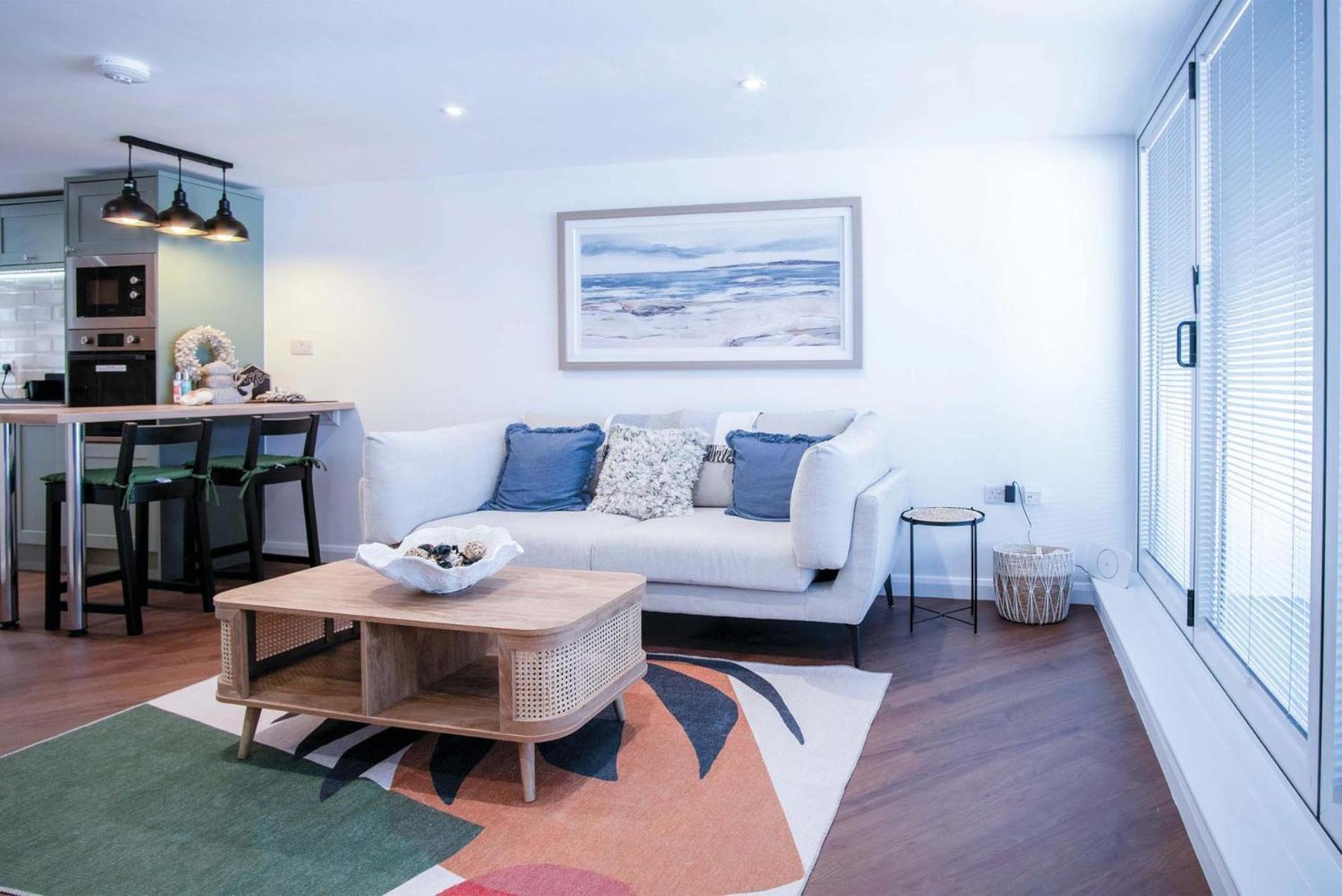 25 Captains Walk - 1 Bedroom Apartment - 손더스풋 외부 사진